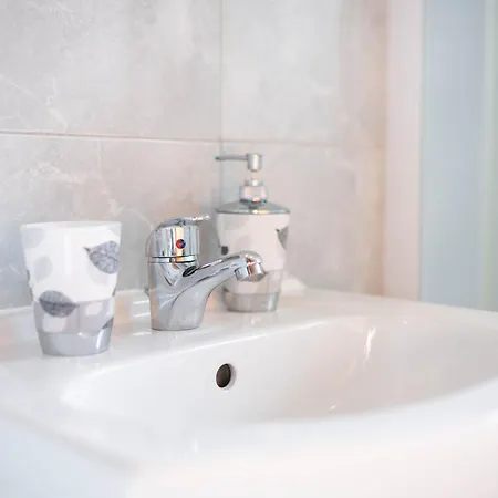 Thomas * Novigrad Istria